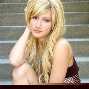 1 - par in scari blonda