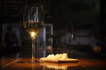 urda-thespotcoffeeandwine-com