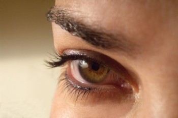 Remedii naturale pentru ochii iritati