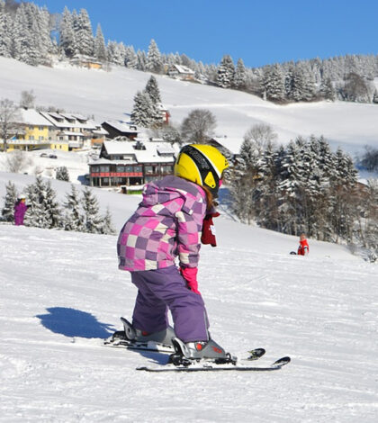 De ce sa duci copilul la o scoala de schi